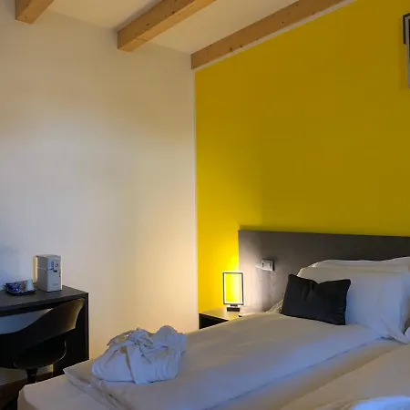 Le Cassandre Pensionat Sondrio